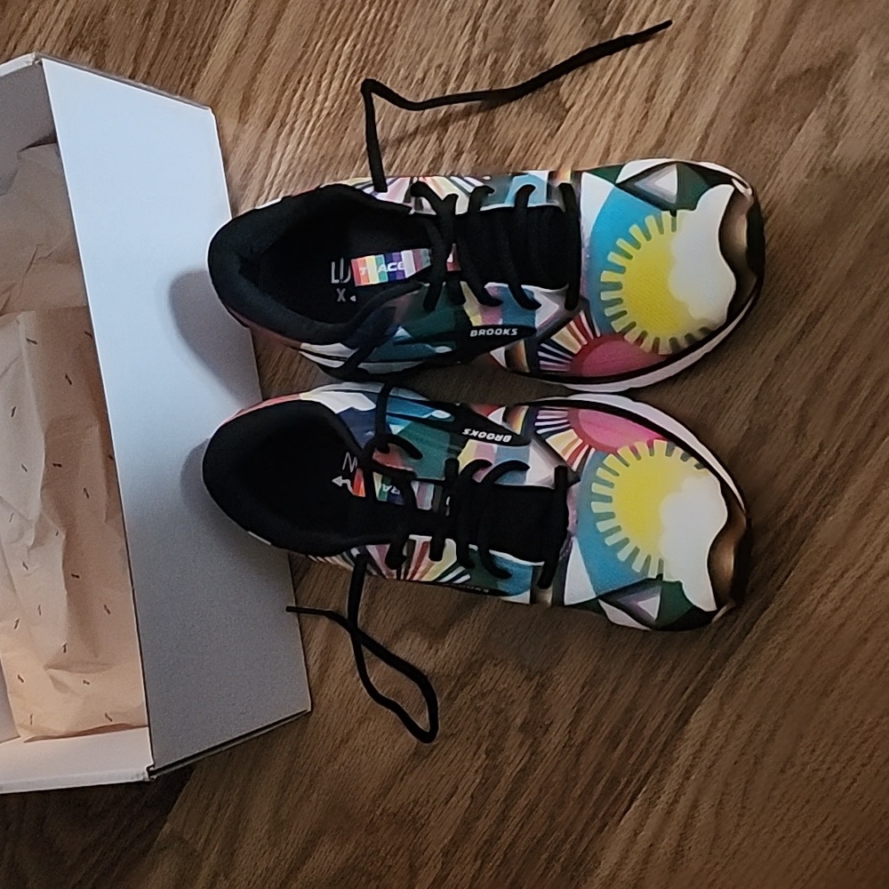Brooks Womans Trace Shoes